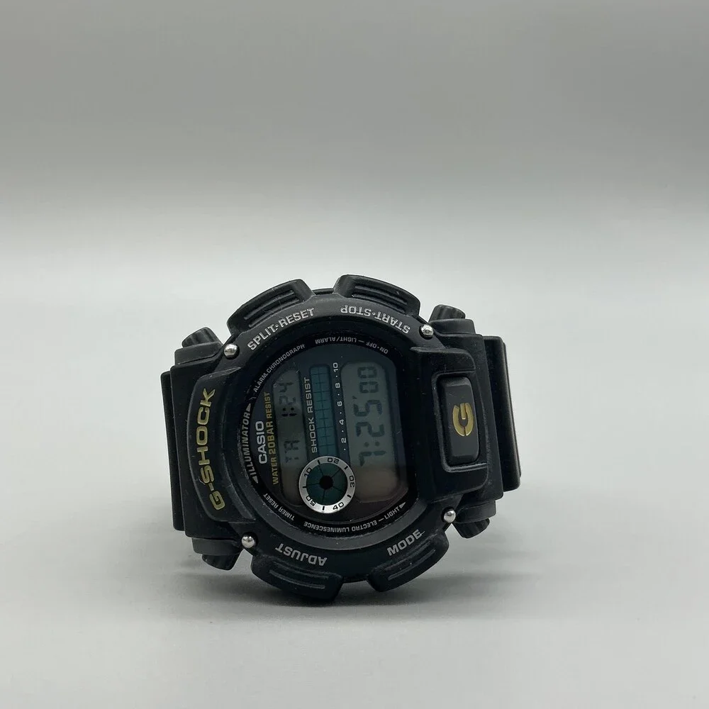 Casio G-Shock DW-9052 Mens Watch 44mm Digital Black Resin Strap Day Date